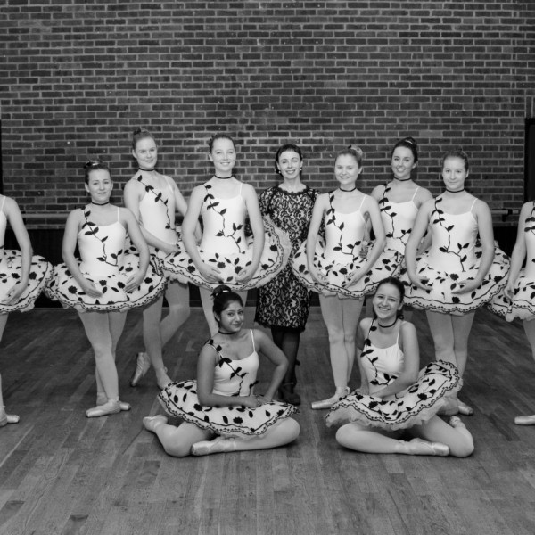 About The Potten End Ballet School